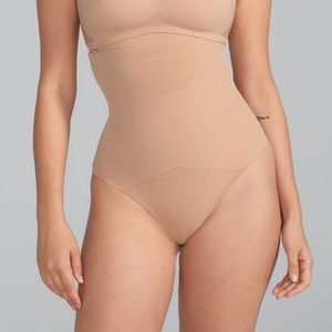 HoneyLove SuperPower Thong in Sand size S